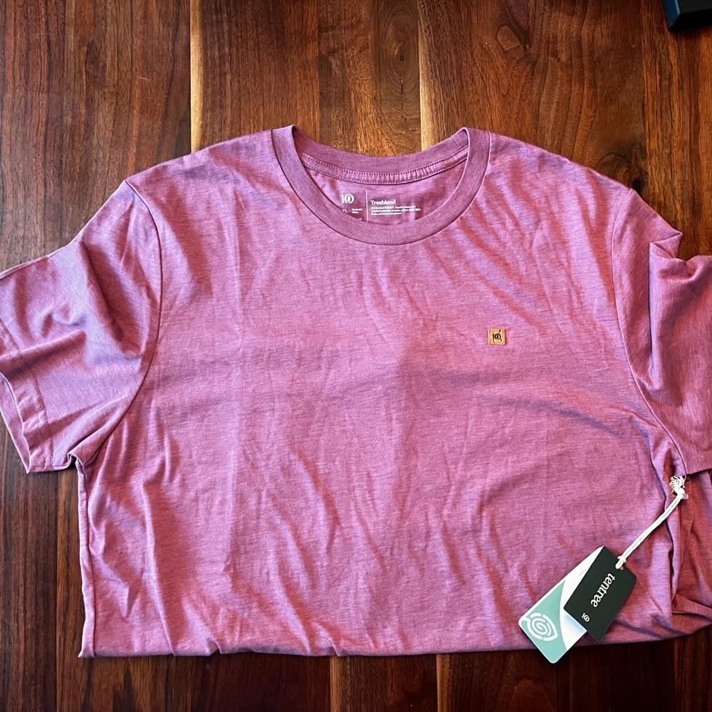 NEW WITH TAGS - Basic mauve tshirt